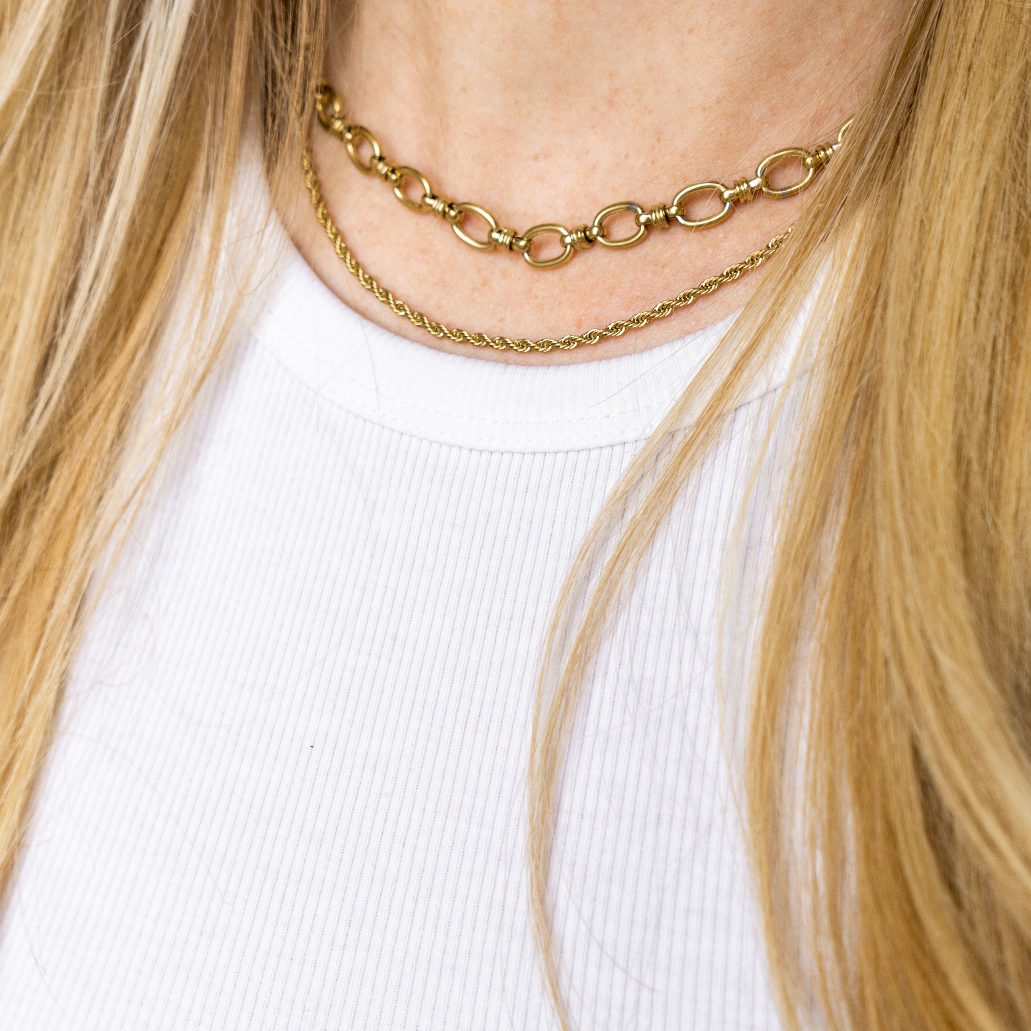 Necklace basic twisted